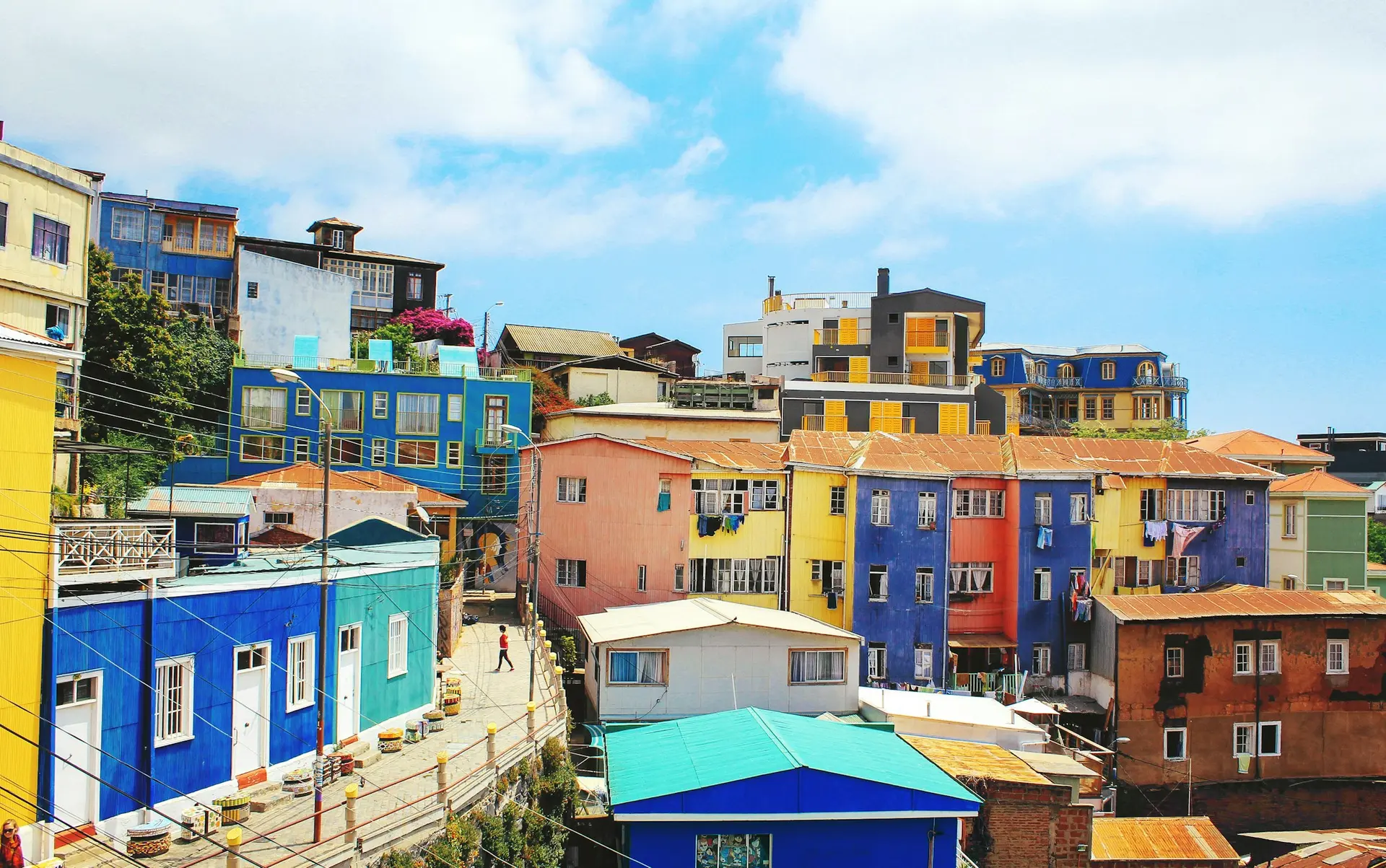 Casas coloridas en los cerros de Valparaíso